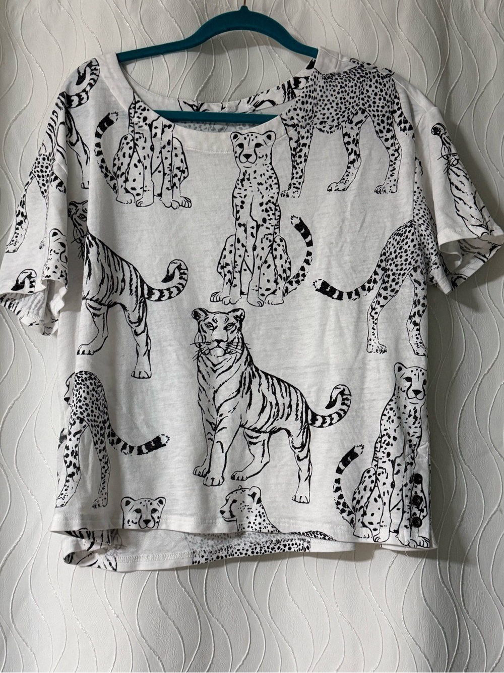 Jane and Delancey White Short Sleeve Tee with Black Safari Cat Print